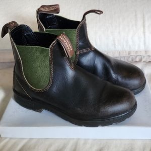 Blundstone 500 boots